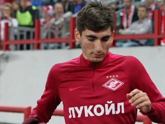 Бакаев ю ю. Зелимхан бакаев футболист. зелимхан джабраилович бакаев фото.