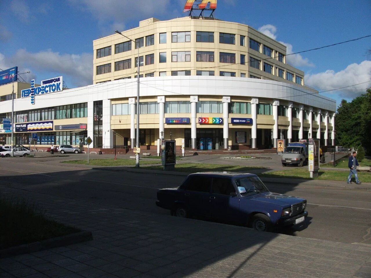 семейный центр им мещерякова сергиев посад. семейная поликлиника 1 сергиев посад. сергиев посад торговый центр 7я магазины. семейная поликлиника сергиев посад детское отделение. тц посадский сергиев посад.