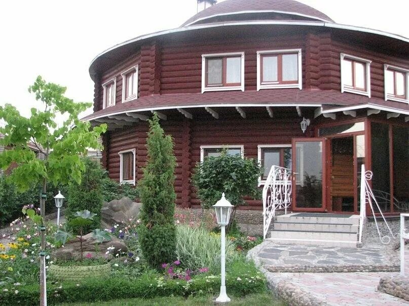 Домики на сутки ижевск. Домики на сутки ижевск. Фазенда ижевск. Марианди ижевск коттедж. Гостиница мустанг ижевск.
