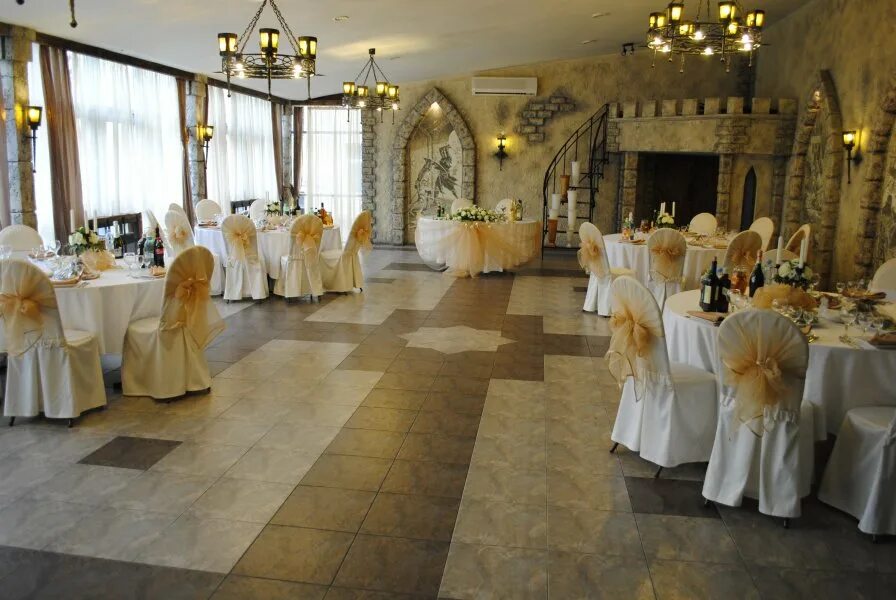 кирочный двор кафе ив. банкетный зал кирочный двор. кирочный двор санкт-петербург кирочная улица 36. ресторан спб кирочный двор банкетный. кирочный двор зеркальный зал.