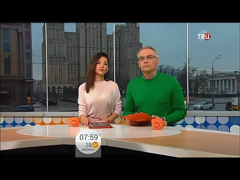 ТВЦ события 2018. Часы ТВ центр 2018. Профилактика ТВЦ.