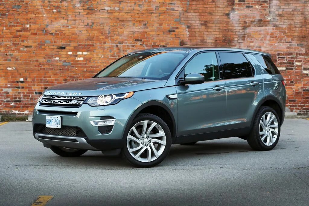 Land Rover Дискавери спорт. Люнд Ровно Дискавери спорт. Range Rover Discovery Sport 2015. Ленд Ровер Дискавери 2015. Дискавери стоимость