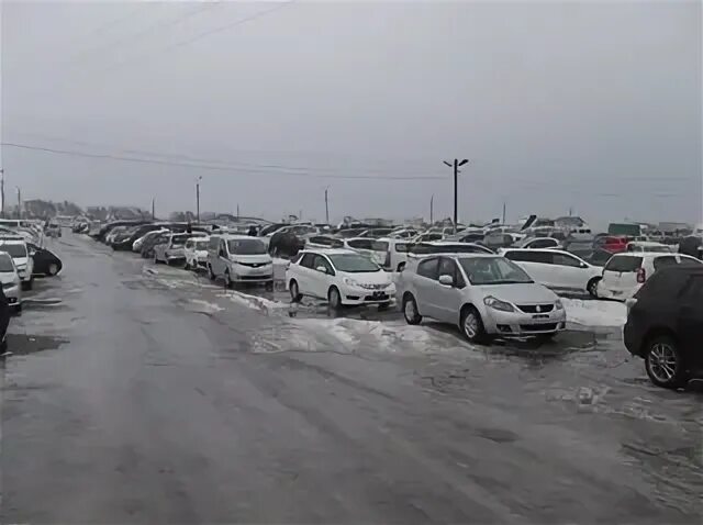 Дром ру уссурийск. Уссурийский авторынок. Авторынок город Уссурийск. Уссурийск рынок автомобилей. Авторынок Уссурийска зимой.