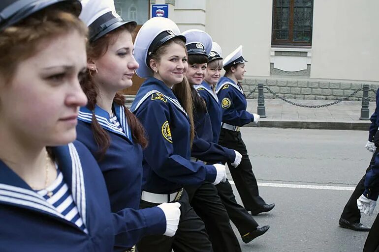 Вузы спб после 11. Погоны МГУ Невельского. МГУ Владивосток. Ректор МГУ Невельского Владивосток. Морской университет Невельского.