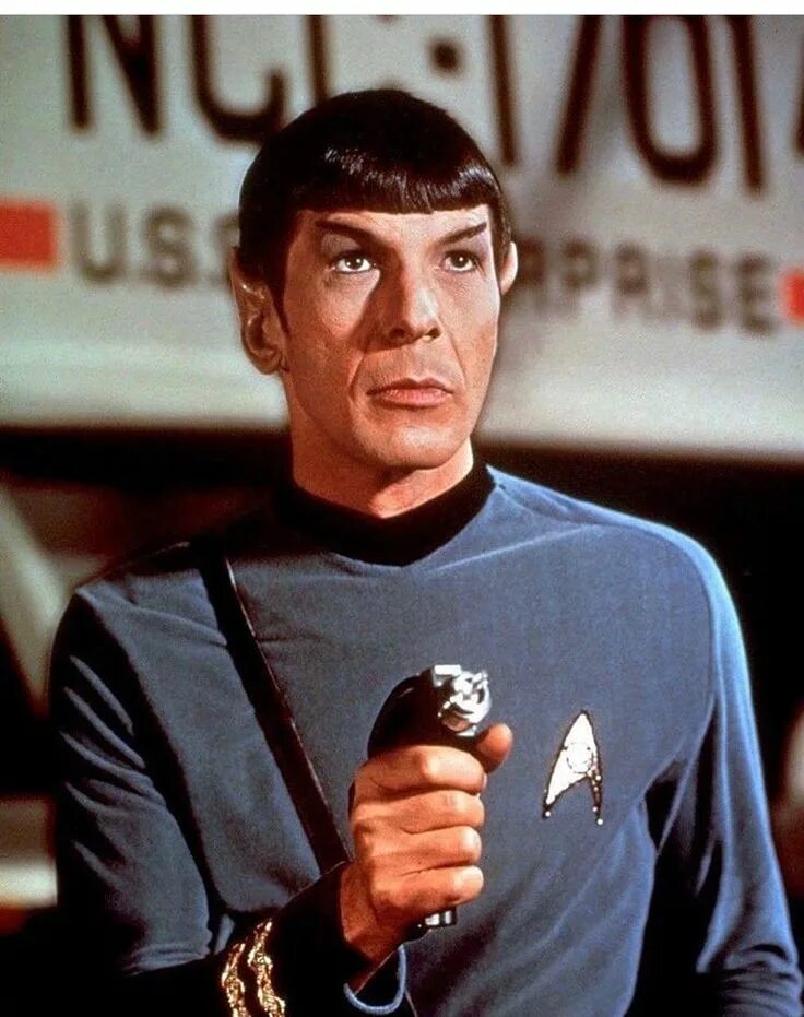 Spock&McCoy Star trek spock, Star trek, Star trek original