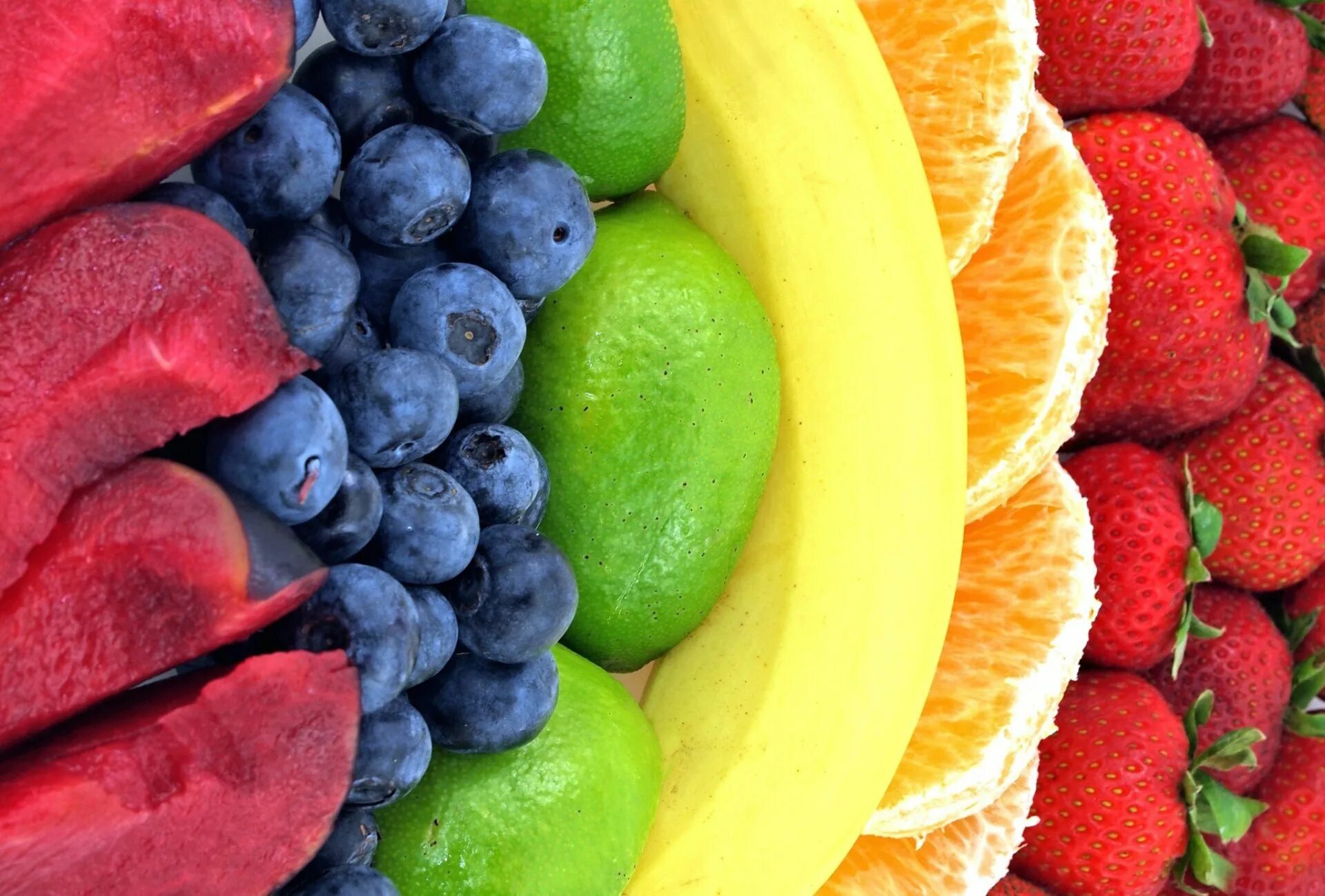 Обои фрукты. Красивые фрукты. Сочные фрукты. Яркие сочные фрукты. Разноцветные фрукты.