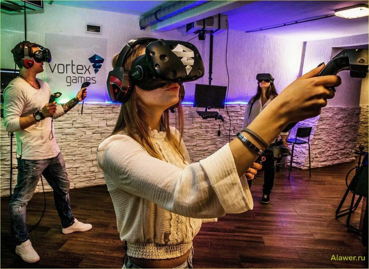 Виртуальные развлечения. Лиговский 50 виртуальная реальность. Зал виртуальной реальности. Игровая виртуальная реальность. Куб виртуальной реальности.