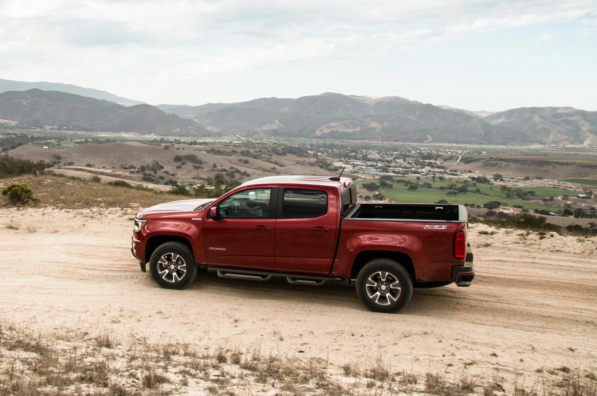 Купить шевроле 2 в. Chevrolet Colorado 2016. Шевроле Колорадо 2016. Chevrolet Colorado / GMC Canyon. Шевроле Колорадо 1970.