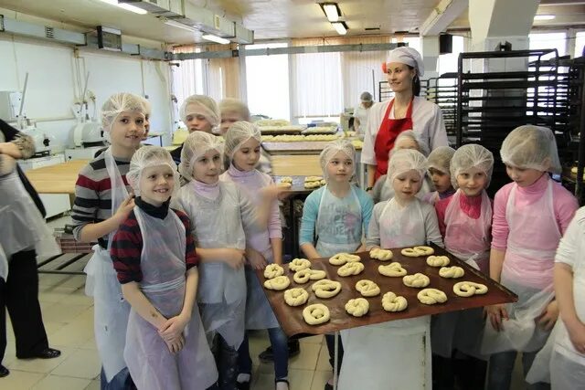 Московский пекарь экскурсия. Пекарь кондитерская фабрика. Московский пекарь логотип. Кондитерская фабрика моспекарь. Московский пекарь экскурсия.