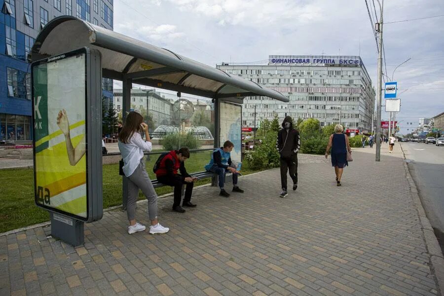 Остановки новосибирск. Новые остановки на прозрачной подложке. Из чего строят остановку. Название остановок общественного транспорта. Умные остановочные комплексы.
