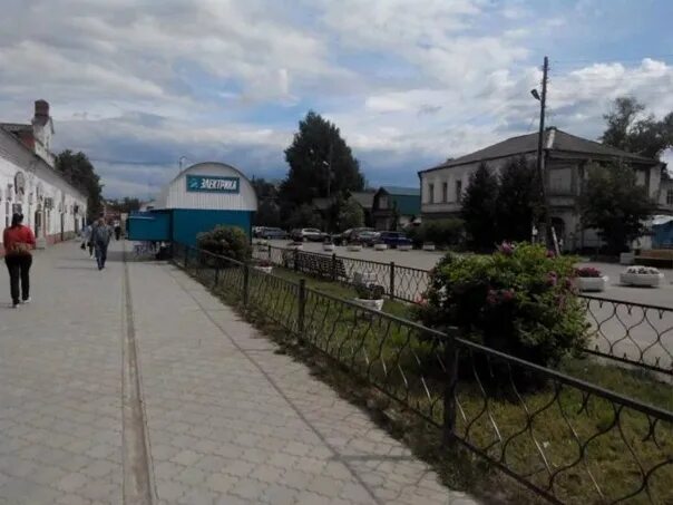 Рынок малмыж. Шимск базар новгородская область. Малмыж ул фрунзе. Рынок малмыж. Город малмыж кировская область.