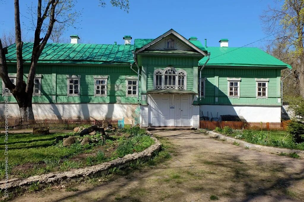 фурманова 58 рязань. дом лавры в ляпино. дом настоятеля печоры. мирожский монастырь кельи. монастырь бабаевский настоятельский дом.