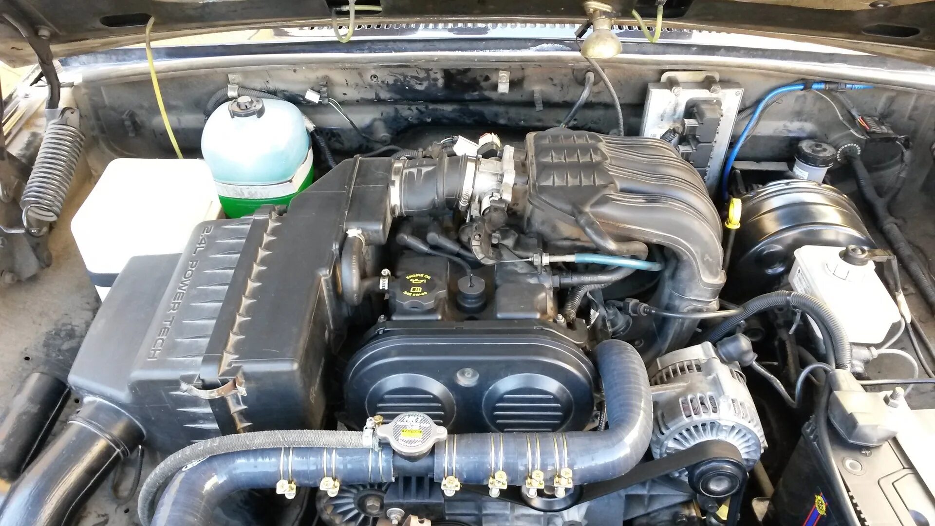 Газ 31105 крайслер мотор. 4 волга. Система двигателя крайслера. Газ 31105 двс крайслер. Система охлаждения газ 31105 с двигателем крайслер.