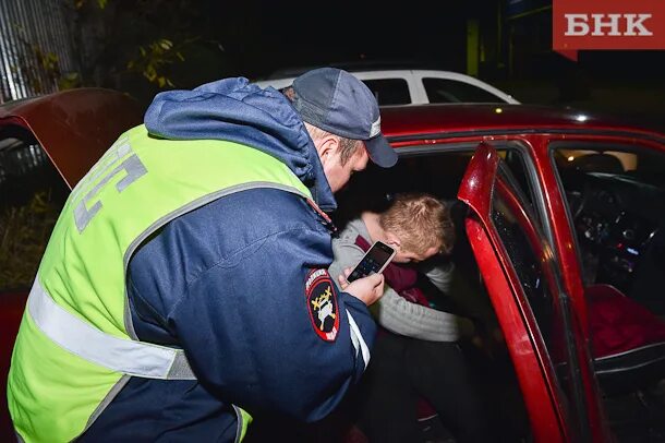 Административные правонарушения на автомобиле. Полиция Койгородок. БНК Коми полиция ГИБДД. Подросток угнал машину у Деда новости Тюмень. Милиция с.Койгородок,руками адрес.