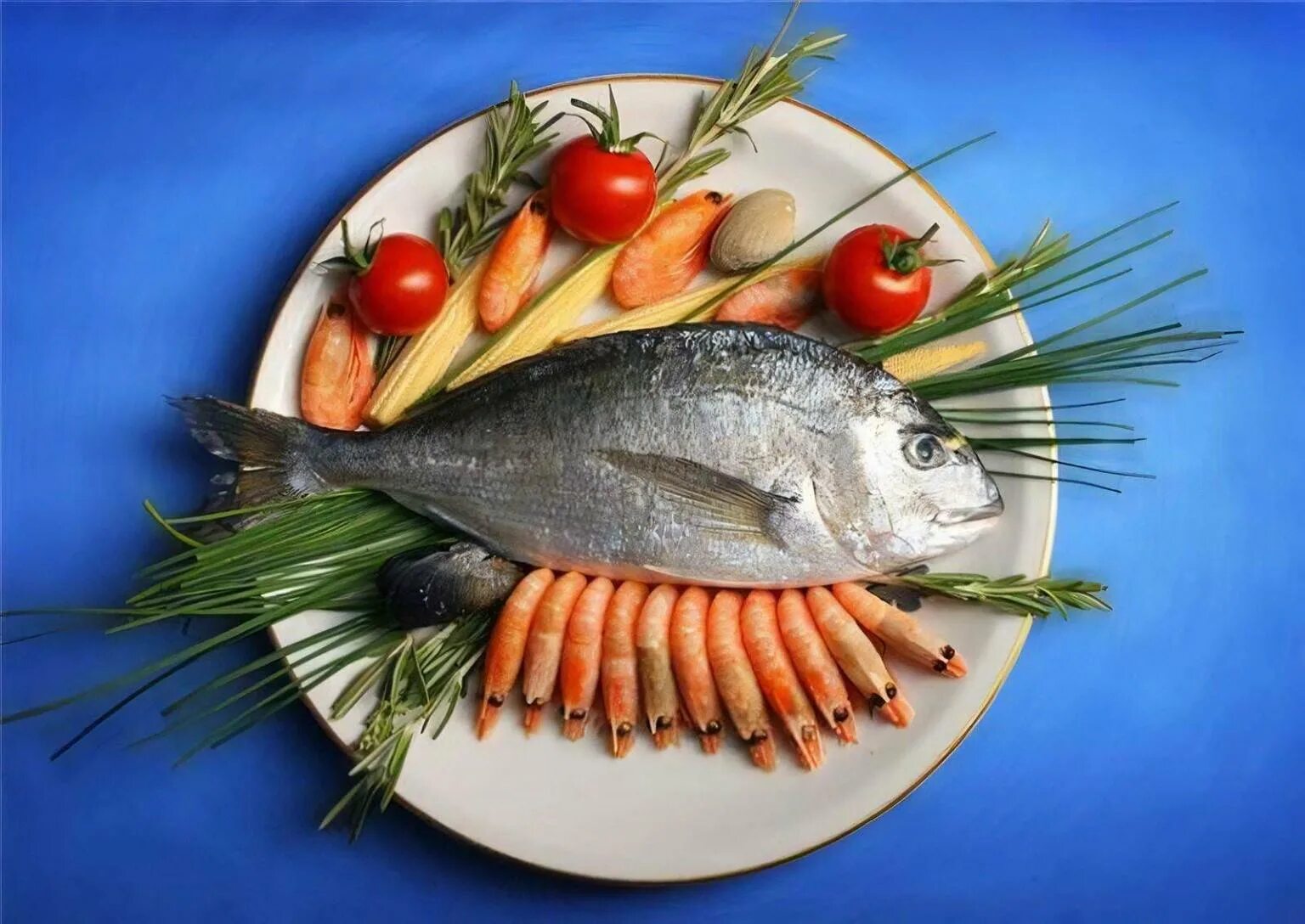 Fish warm. Рыба еда. Блюда из рыбы. Блюда из рыбы и морепродуктов. Морская рыба для еды.