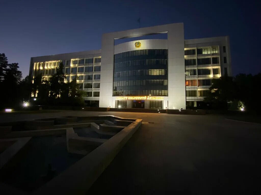 акимат здание в талдыкоргане. небо талдыкорган. акимат города талдыкорган. акимат талдыкорган сейчас. акимат талдыкорган.