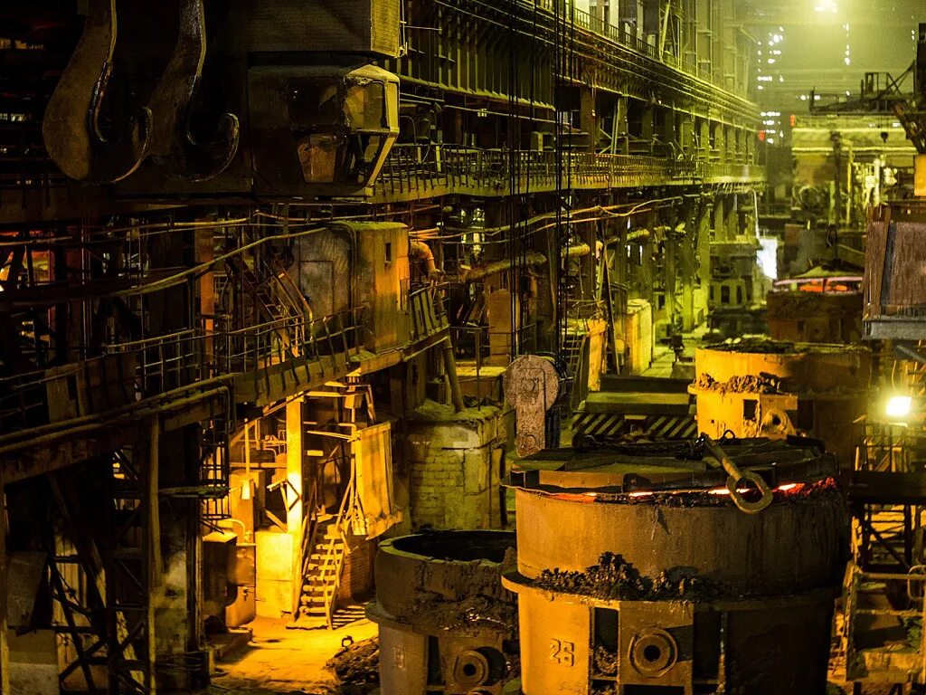 Крупные комбинаты черной металлургии в россии. Крупные металлургические комбинаты урала. Завод музей демидовых нижний тагил. Завод куйбышева нижний тагил. Электрометаллургический комбинат челябинск.