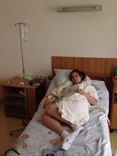 Девушка из палаты напротив