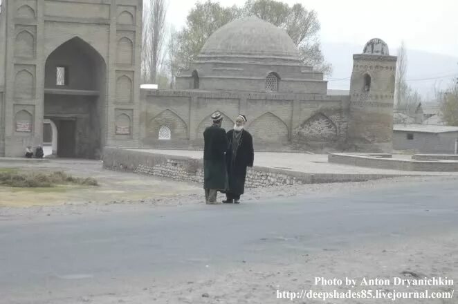 Погода таджикистан гиссар на 10. Город Гиссар. Пагода Таджикистан город Гиссар. Город Гиссар 1998. Найду Таджикистан Гиссар район.