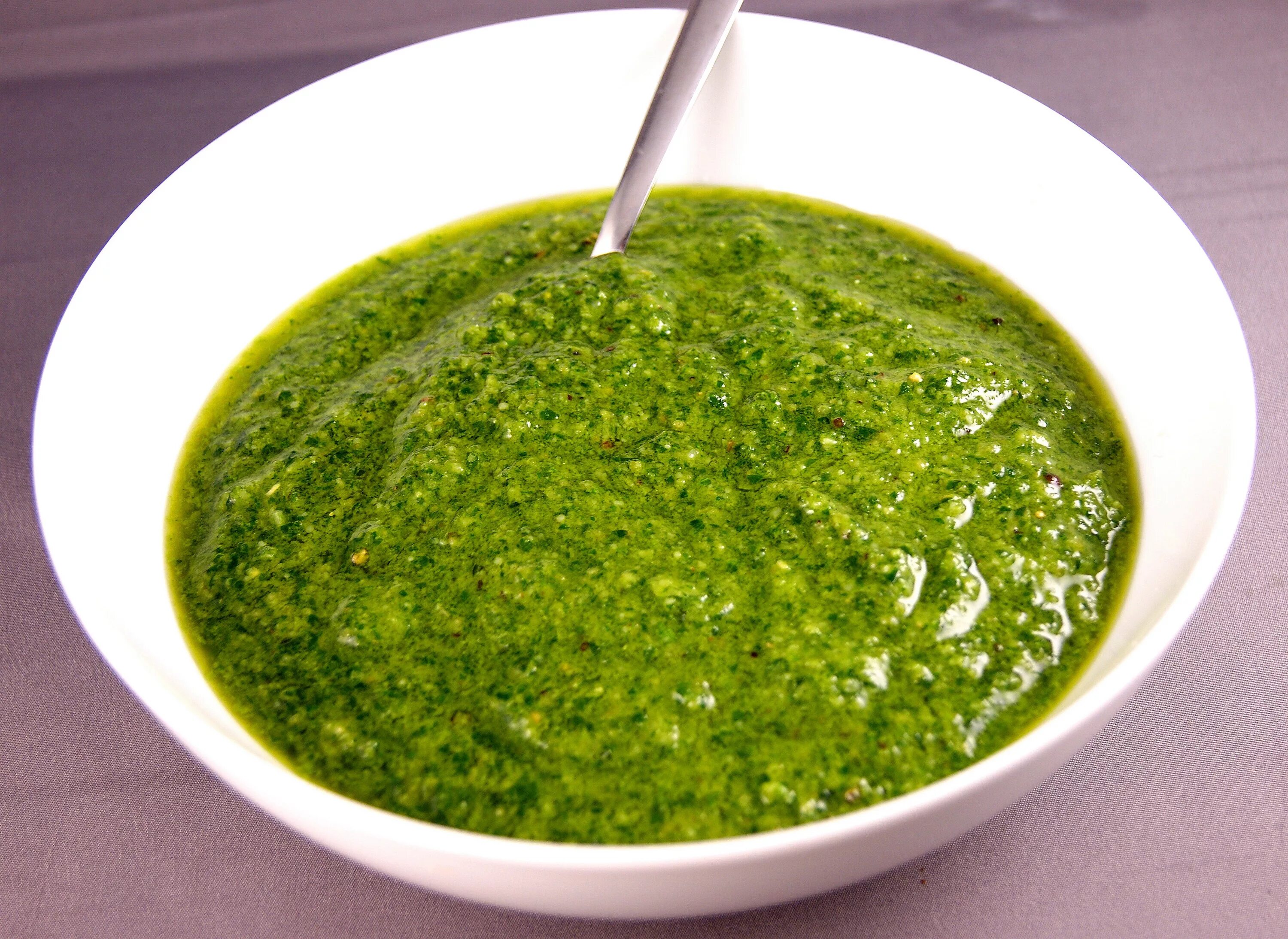 Как готовится зеленый. Зеленый соус песто. соус pesto. песто с базиликом. дель песто соус.