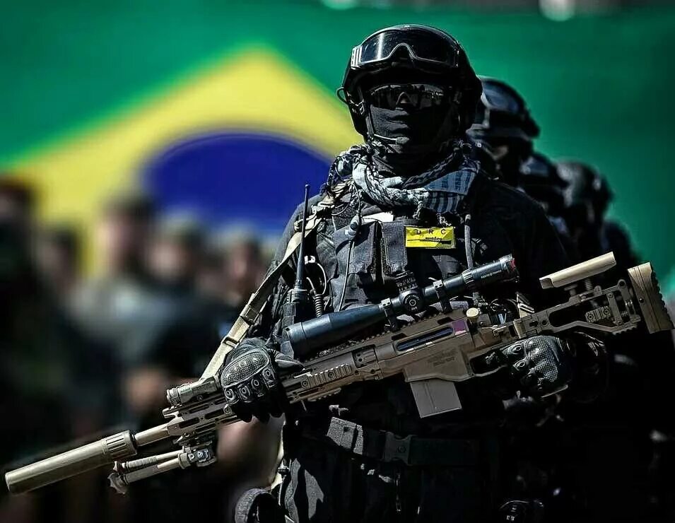 Com comando de voz. BOPE спецназ Бразилия. Бразильская армия. Солдаты Бразилии. Армия Бразилии вооружение.