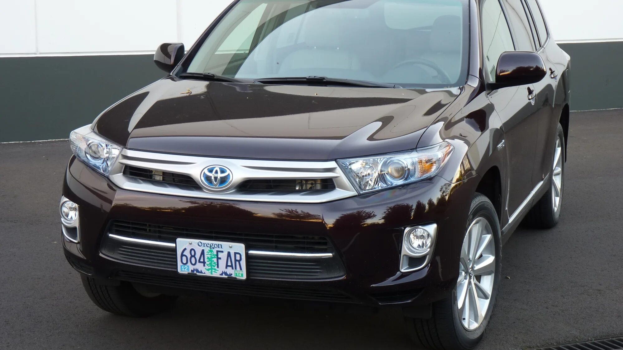 Хайлендер гибрид купить. Toyota Highlander Hybrid. Тойота хайлендер 2012 гибрид. Тойота хайлендер гибрид 2014. Toyota Highlander 2011.