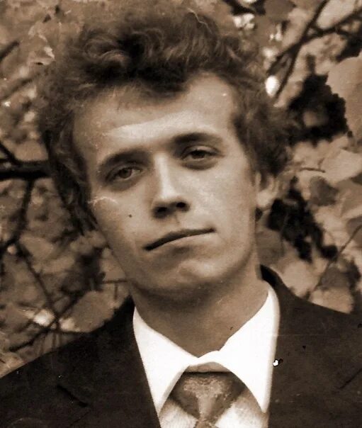 Маннапов альфир габдуллович. Родились 1991 года. Открытки 1990 годов. Дачная поездка сержанта цибули. Рожденные 1991 года.