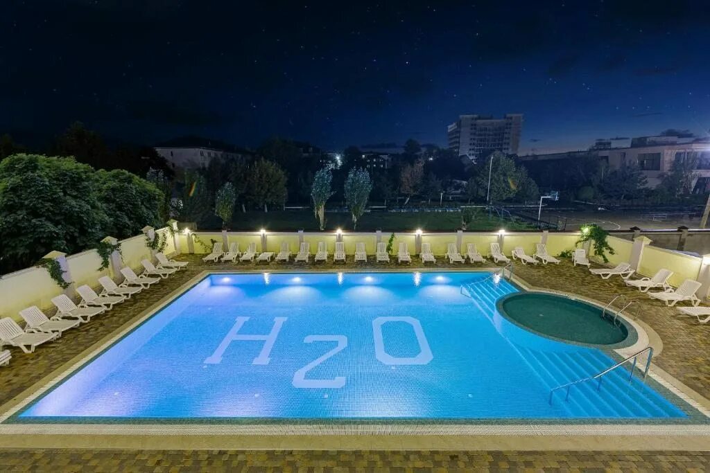 H2o отель отзывы. Отель аш 2 о витязево. Н. Отель h20 витязево. H2o отель отзывы.
