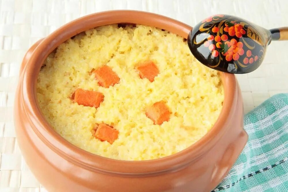 Кухня наизнанку каша с тыквой. Пшенная каша в глиняном горшочке.