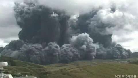 Самое мощное извержение вулкана за всю историю