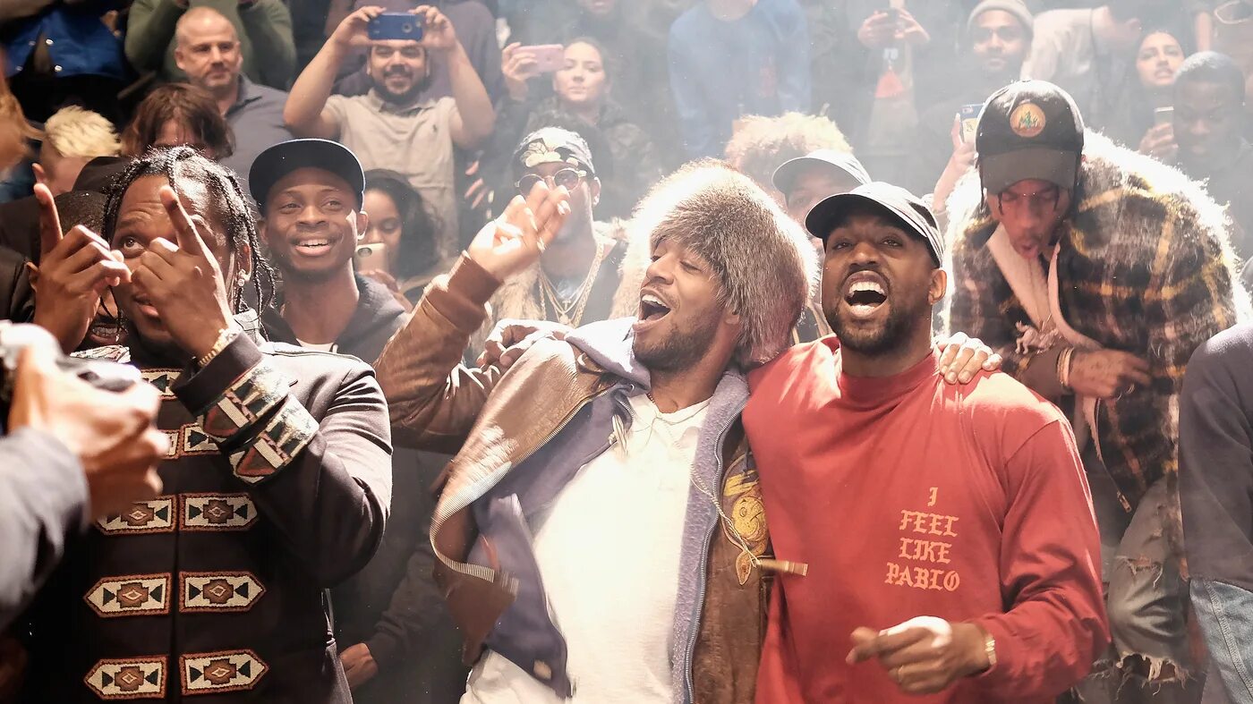 Kanye west pablo. Kanye pablo. Куртка pablo. Kanye pablo. Kanye west 2004.