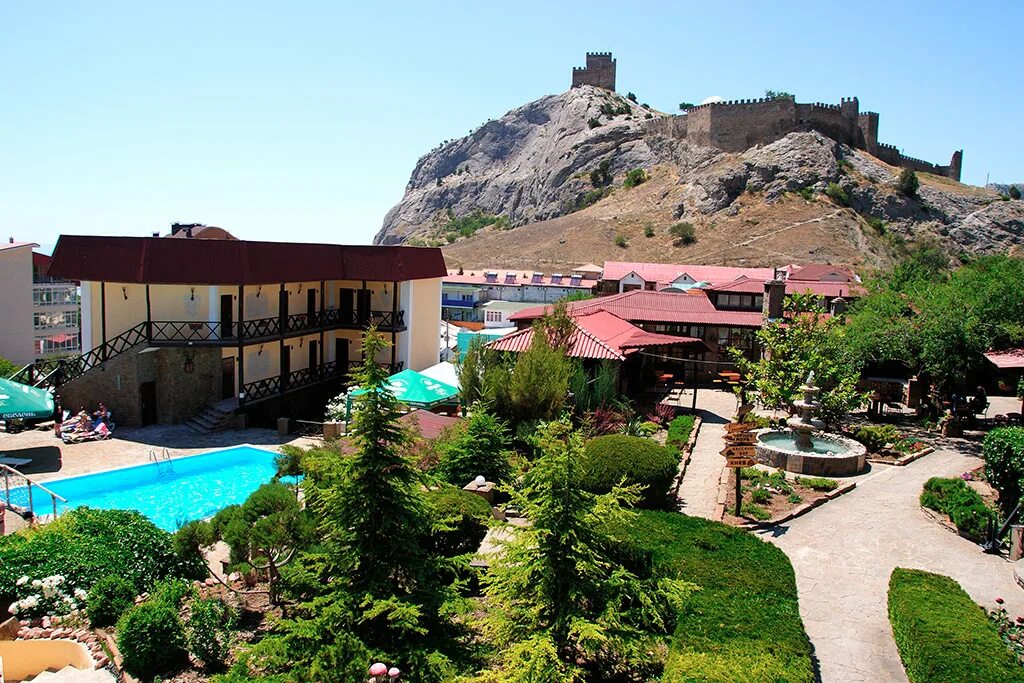 Гостевой дом крым бастион судак. Бастион отель крым. Бастион 3 судак. Отдых судак отели. Гостевой дом солана судак.