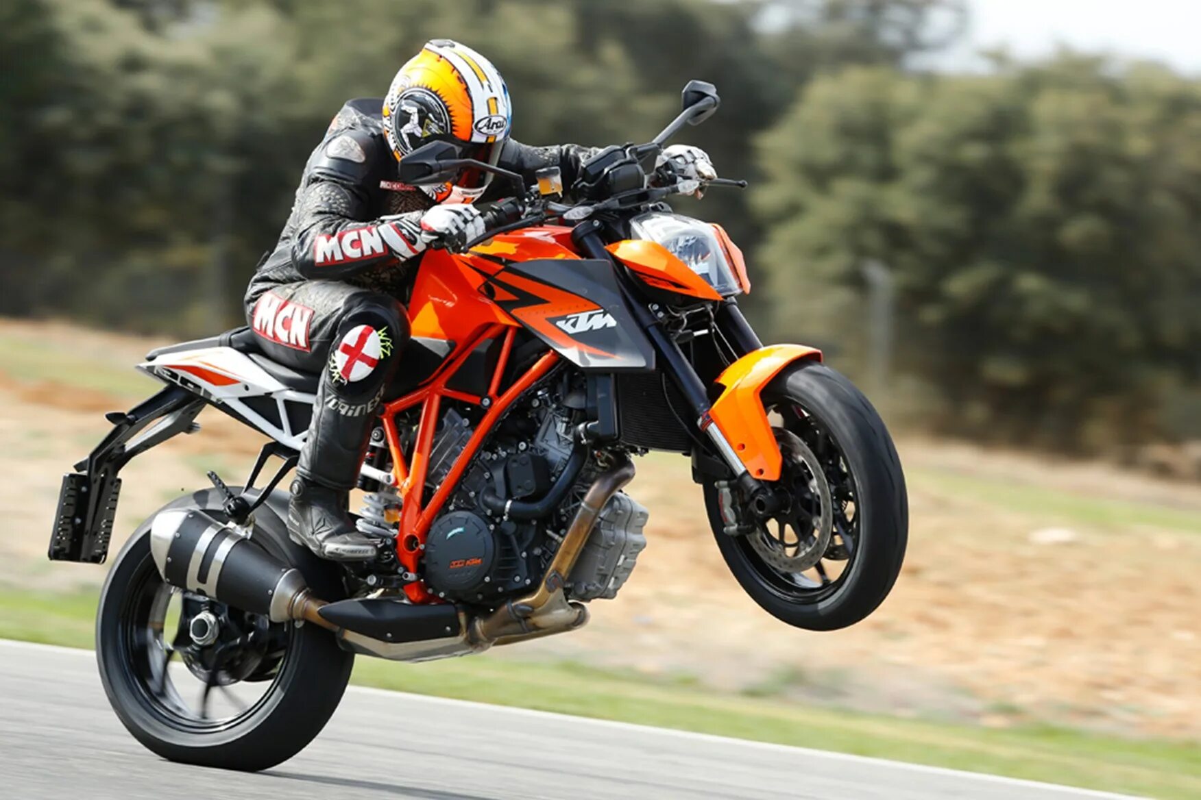 Ktm super duke r. Ktm super duke 1290. мотоцикл ктм дюк 1290. ktm 1290 super duke r. ктм 1290 super duke.