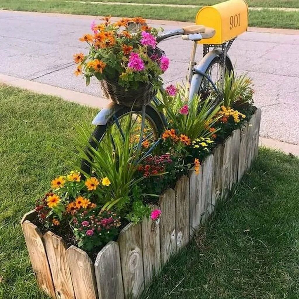 Простые клумбы своими руками на даче. Оригинальные клумбы. Оригинальные цветники. Оригинальные клумбы для цветов. Клумбы на даче.