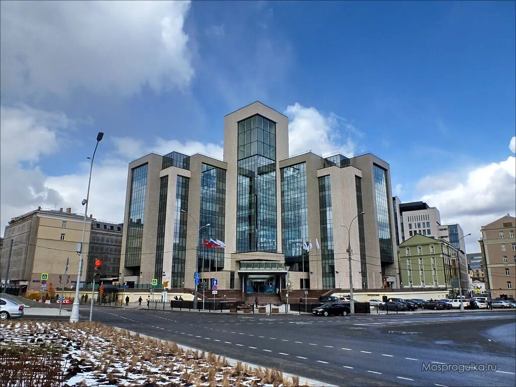 Сбербанк вавилова 19 главный офис. Главный офис сбербанка в россии. Здание газпрома в москве на наметкина. Сбербанк центральный офис в москве вавилова 19. Здание газпром на наметкина.