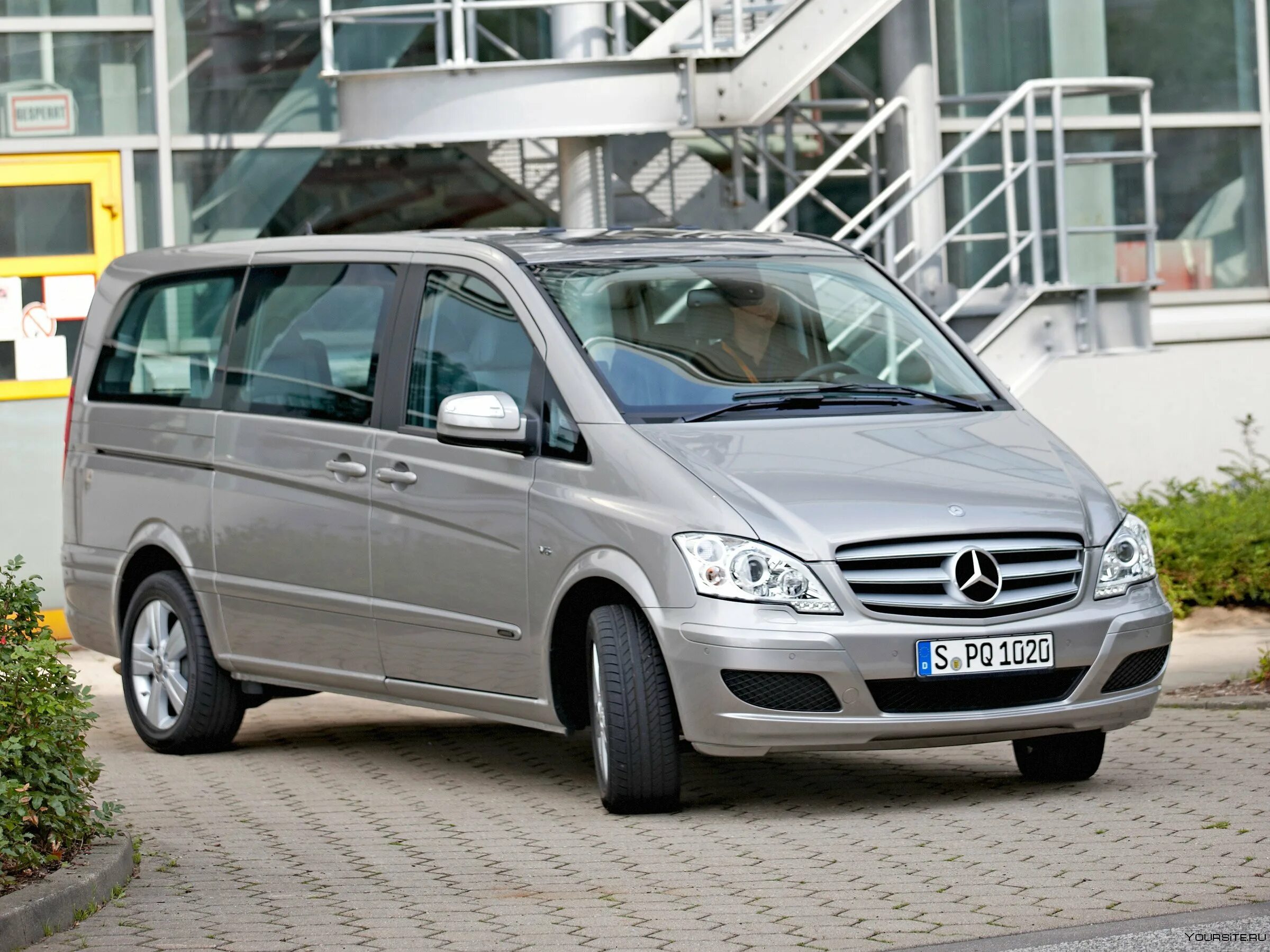 Mercedes-Benz Viano. Мерседес Бенц Виано. Минивэн Мерседес Виано. Mercedes-Benz Viano CDI2.2. Купить мерседес виана