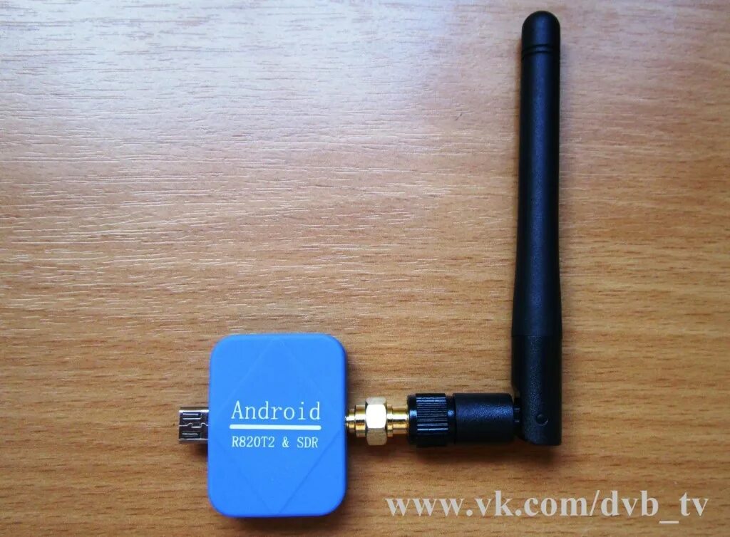 Sdr android. RTL SDR r820t2. RTL-SDR r820t. Широкополосный SDR радиосканер. SDR приемник для андроид.