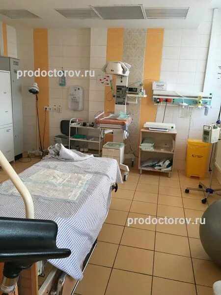 Врачи 1 роддома казань. 1 Роддом Казань палаты. 4 Роддом Казань. Акушерки 1 роддома Казань.