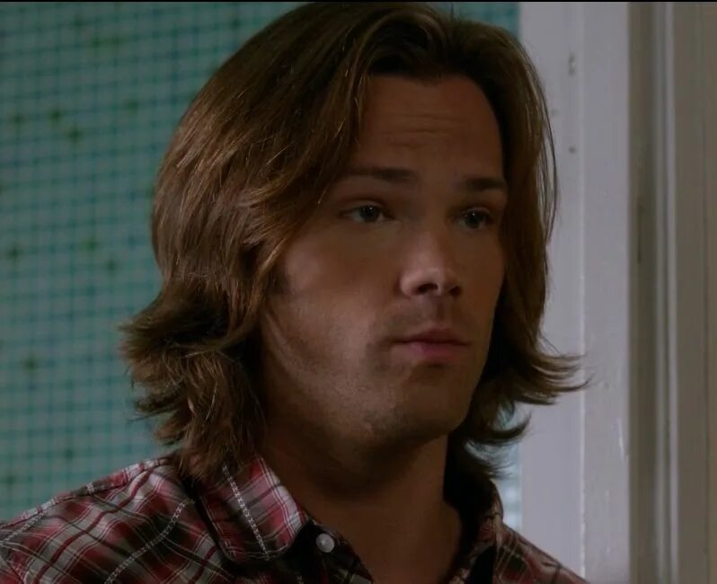 8 сэма. Сэм винчестер сверхъестественное. Джаред падалеки с короткой стрижкой. 8 сэма. Сэм реддит.