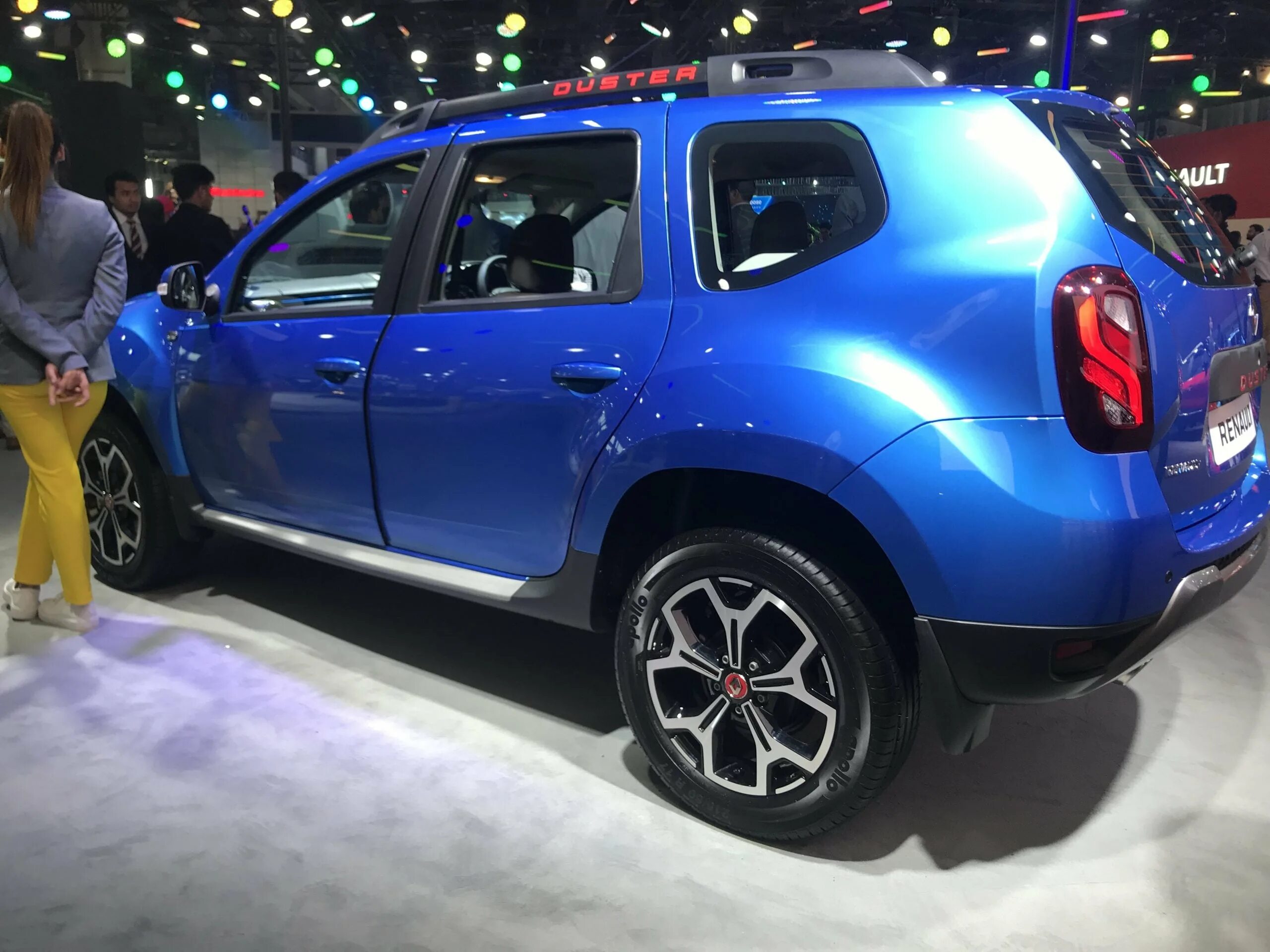 Турбо дастер. Renault duster 3. renault duster 2025. рено дастер голубой. renault duster 2025 синий.