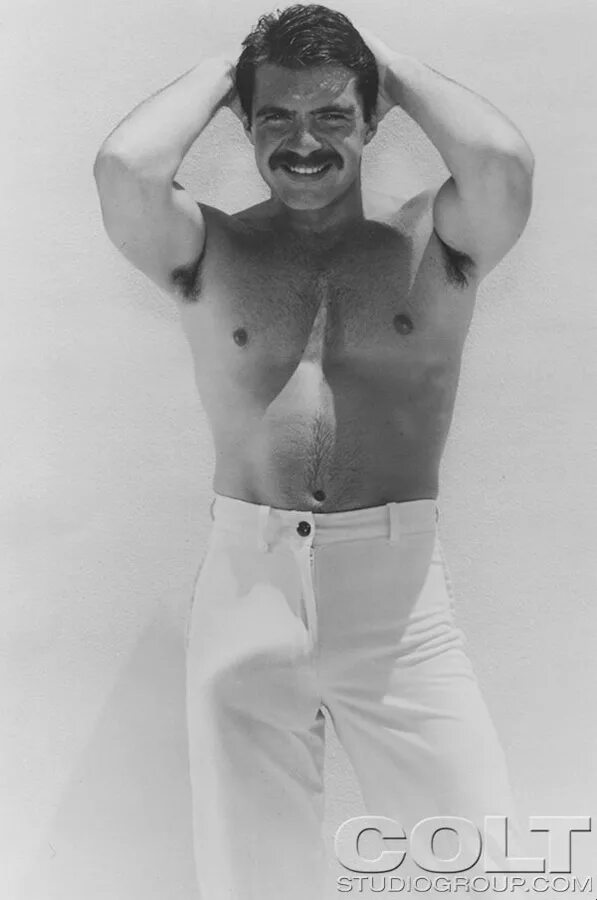 Грязный ковбой стрип. С днем отца ретро. Daddy голые волосатые ковбои. Retro daddy. Фотосессия с папой.