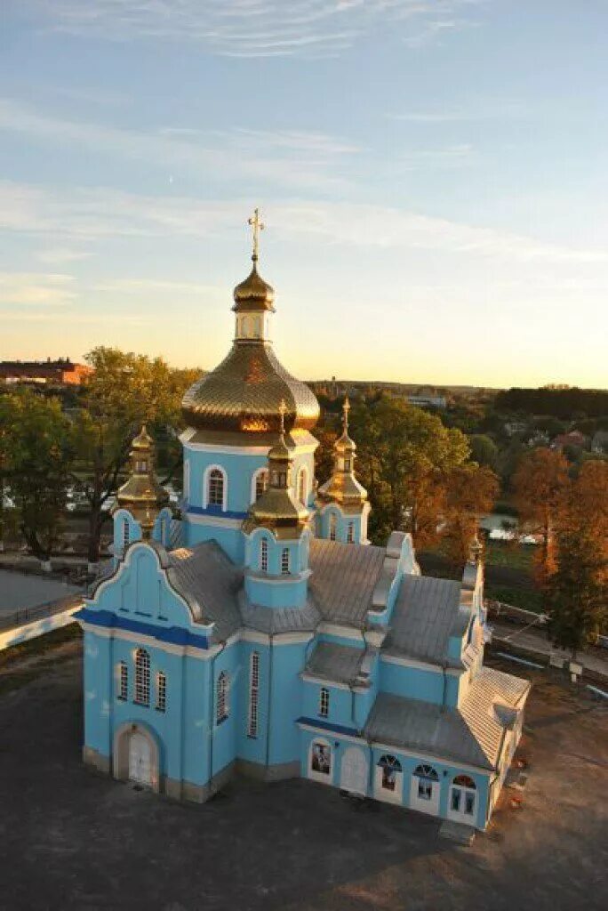 Николаевский Городокский монастырь. Городокский женский монастырь Ровно. Николаевский храм городок Ровенская область. Свято Николаевский Городокский женский монастырь Украина Ровно.