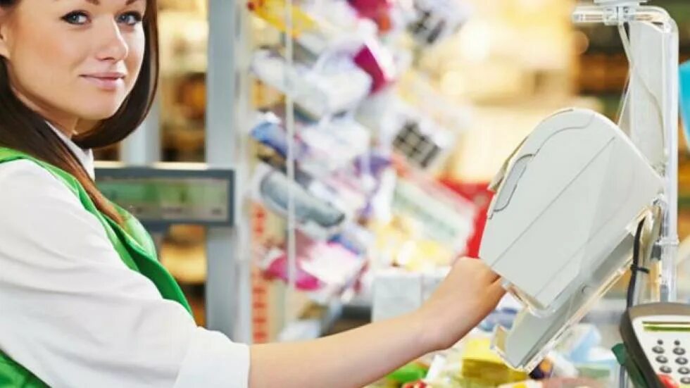 Продавец система. Красивая продавщица. красивая продавщица за прилавком. настоящий продавец. продавец красок.