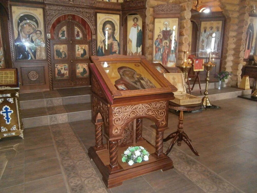 Купить аналой для храмов и церквей