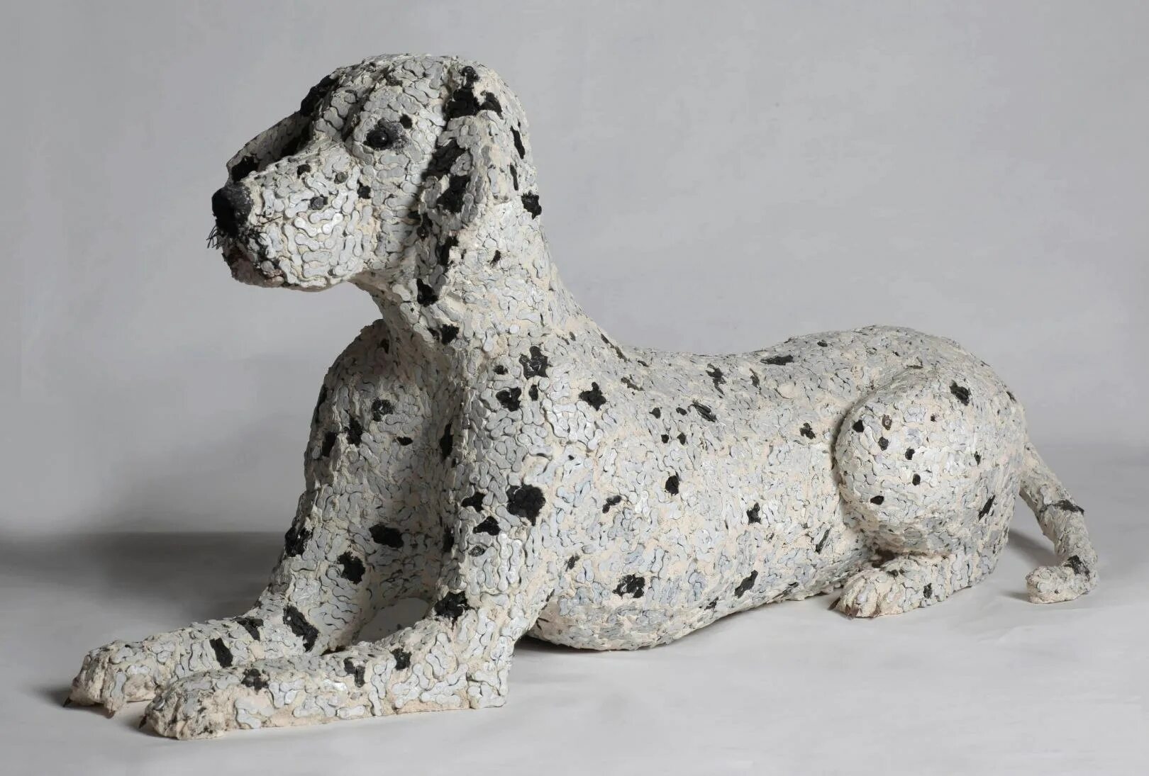 Большая собака своими руками. Скульптура собаки. Собака папье маше. Большие фигуры из папье-маше. Фигурка собака.