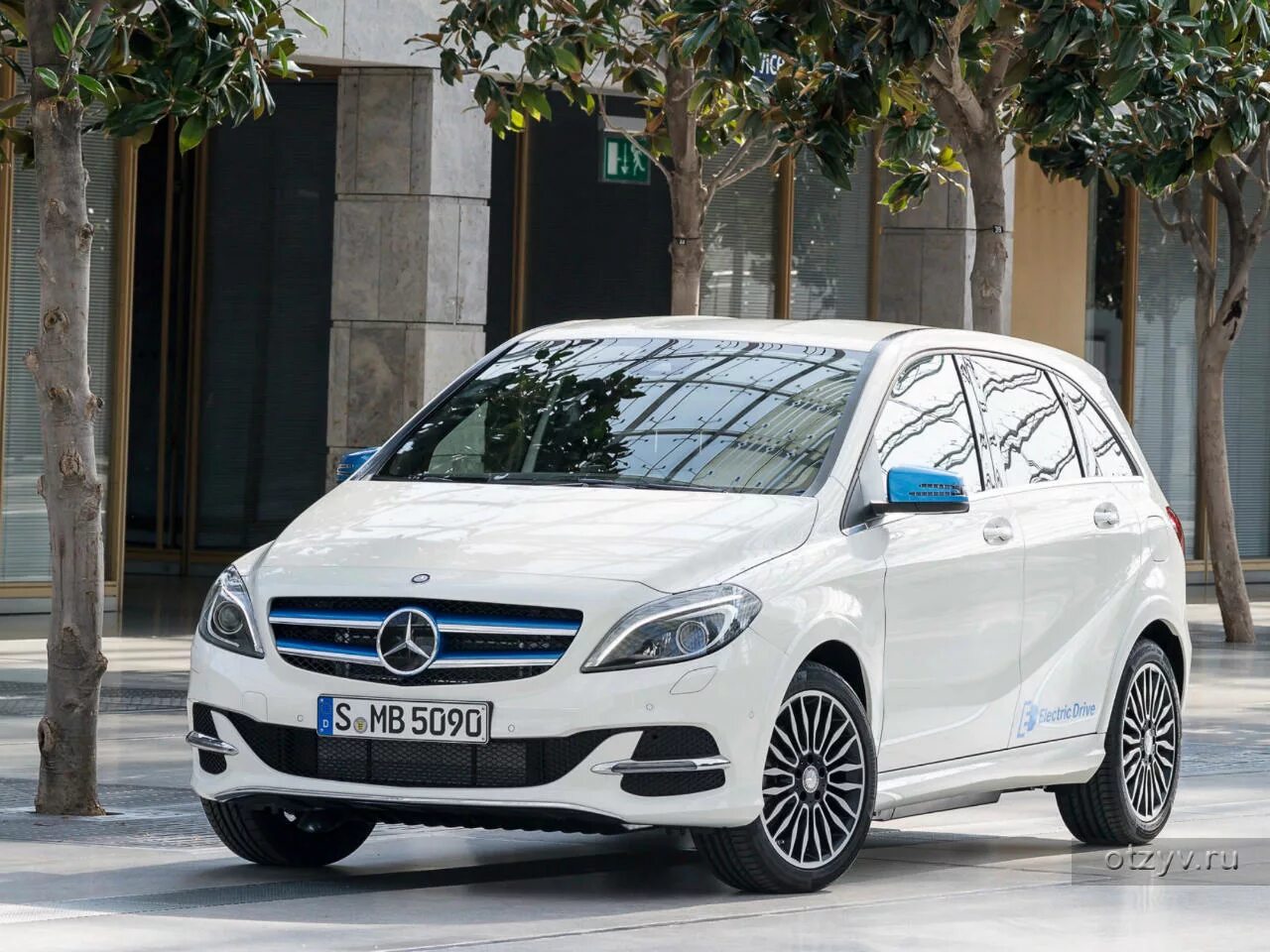 Б у мерседесы е. 2016 Mercedes-Benz b-class 250 e. Mercedes Benz b 250. Mercedes-Benz b-class b250e. Mercedes-Benz b-class b 250.