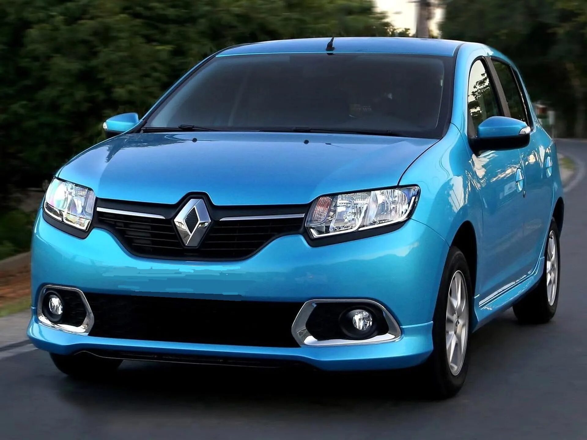 Renault sandero 2 поколения. Рено Логан Сандеро 2. Рено Сандеро 2015. Renault Sandero 2015. Рено Сандеро 2014г.