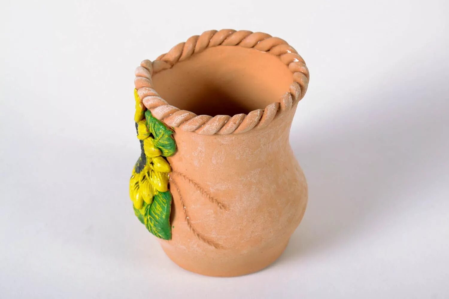 create with heart in 2022 Pottery sculpture, Ceramics pottery art, Ceramics idea