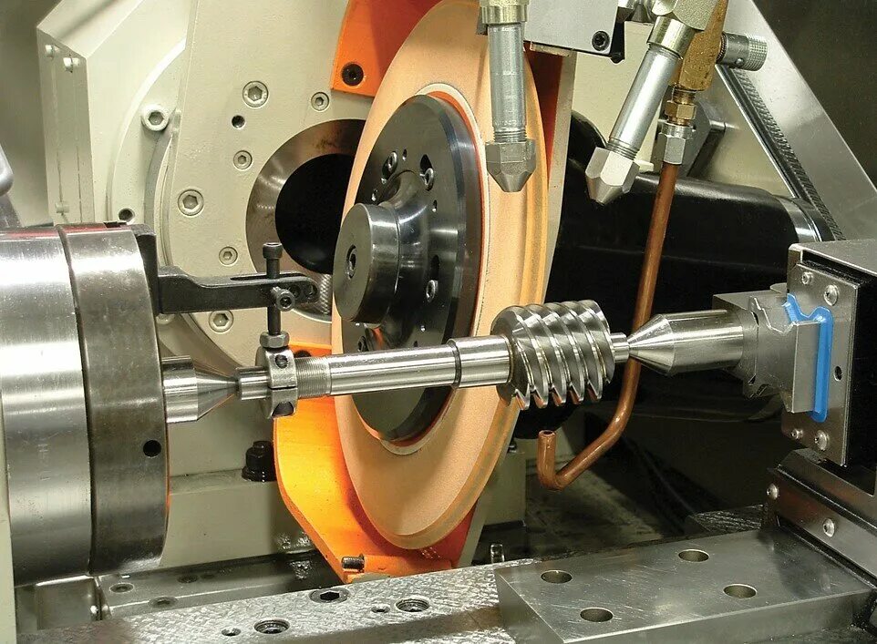 технология обработки в центрах. станок для распатронирования. детали металлообрабатывающего станка. станок бесцентрово-токарный с чпу. токарный станок smec sl 3000l.