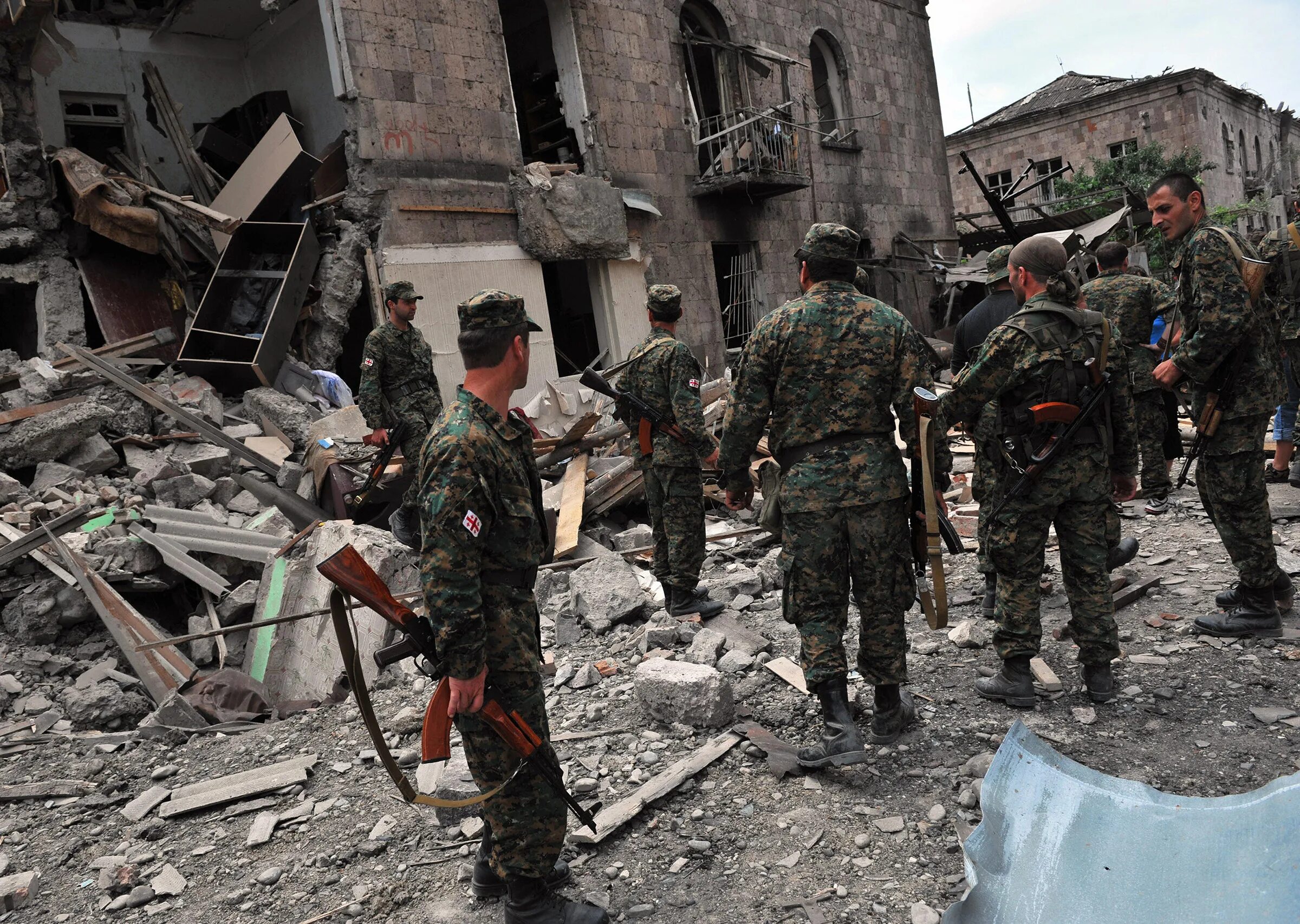 Военный конфликт в осетии. Цхинвал август 2008. Цхинвал Южная Осетия 2008.